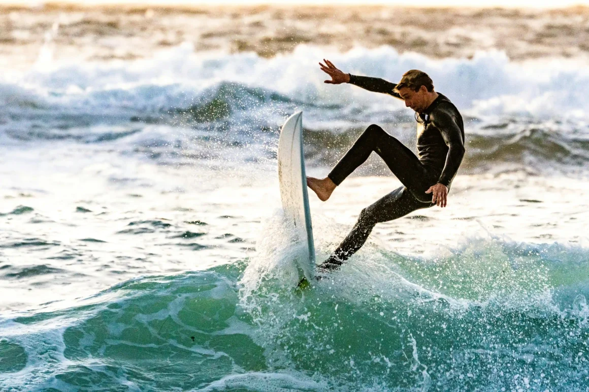 Surfing in Sri Lanka